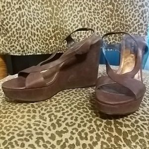 Price Drop
Nine West soft leather wedge sandal